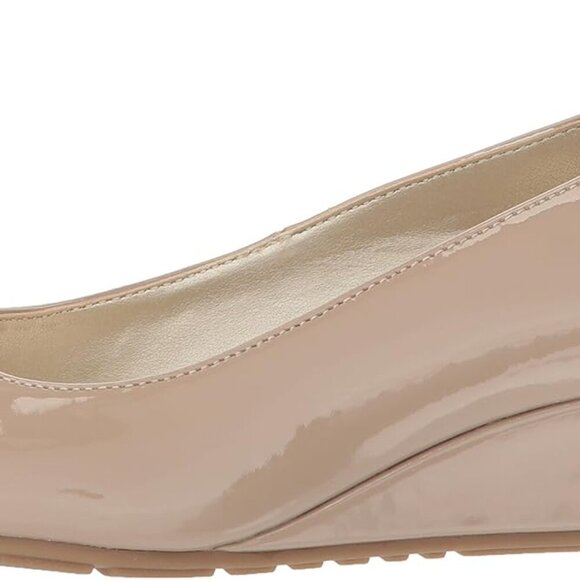 Women's Patent Leather Pump 10 Slip-On Peep-Toe Wedge Heel Comfortable - Picture 8 of 8